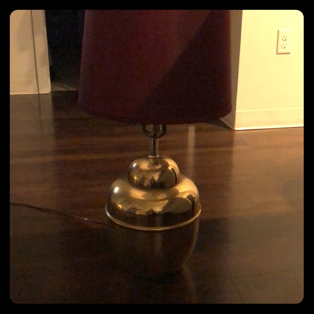 Golden lamp with blue and red lamp shades